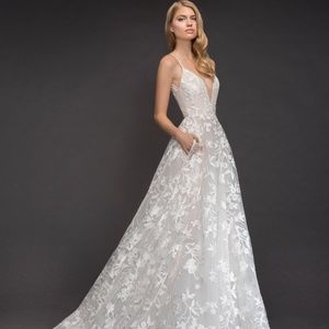 Fleur De Lis by Hayley Paige